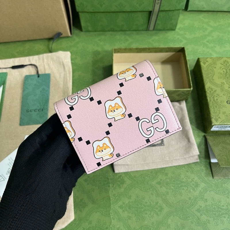 G*u*i wallets & purse